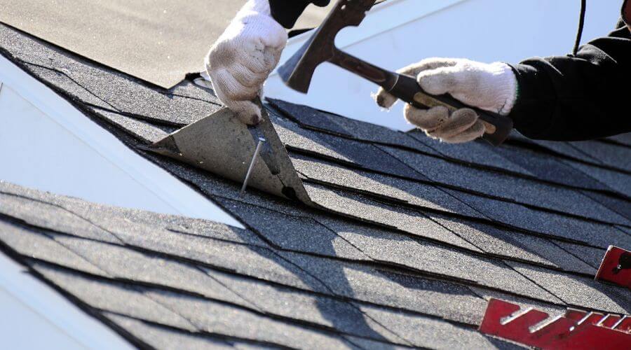 Professional gutter cleaning in Little Ferry, NJ